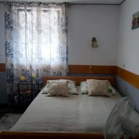 Lejlighed Alena Sármellék